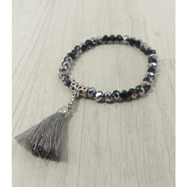 Bracelet noir et gris en perles et pompon