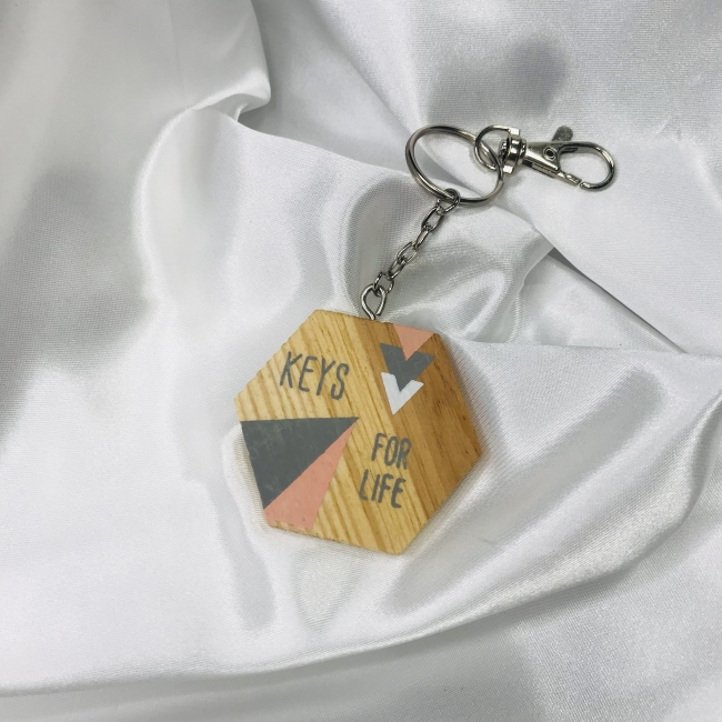 Porte-clés hexagonal bois