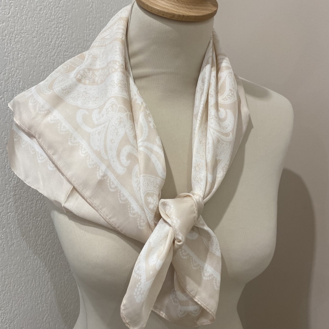 Foulard beige rosé