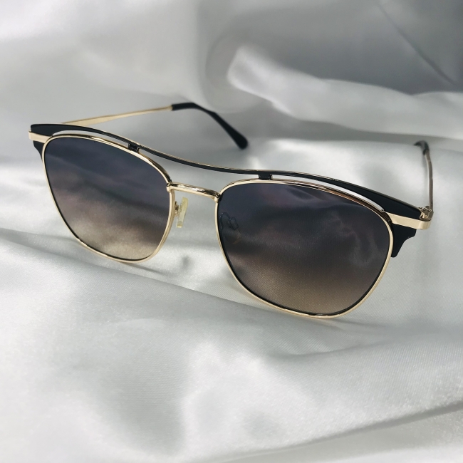 Lunettes de soleil marron et dorée