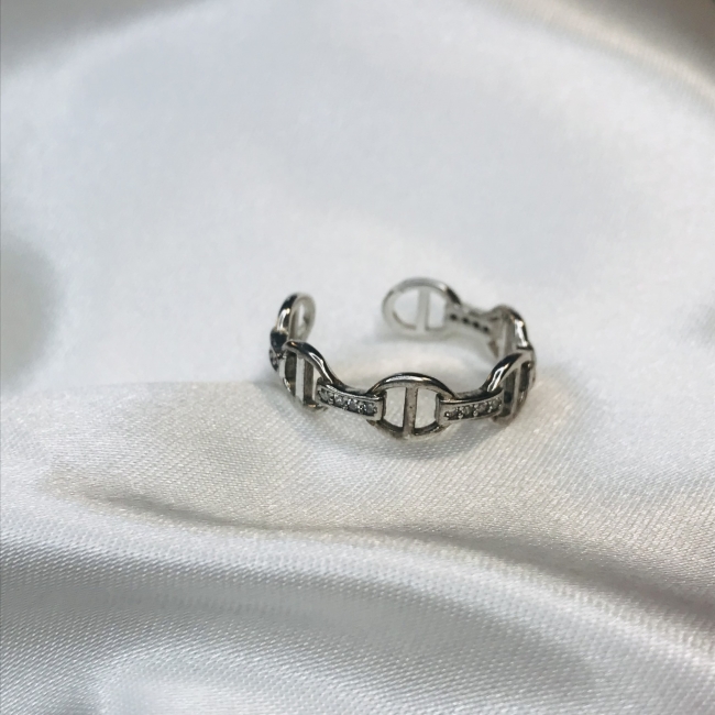 Bague en argent et zirconia