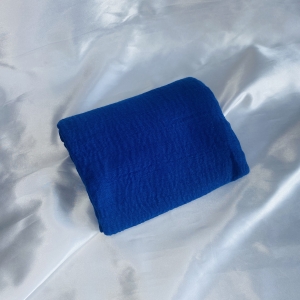 Foulard bleu électrique 