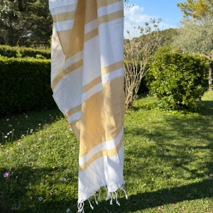 Foutas jaune et blanche