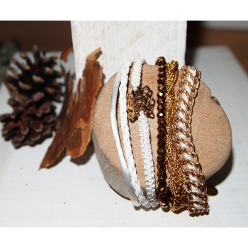 Bracelet multirangs doré et blanc