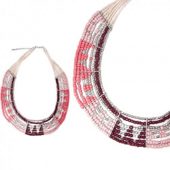 Collier de perles à tendance ethnique