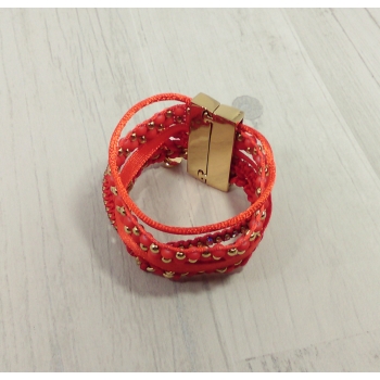  Bracelet multirangs rouge