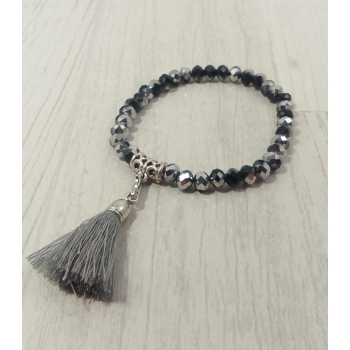 Bracelet noir et gris en perles et pompon