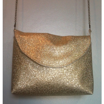 Pochette dorée