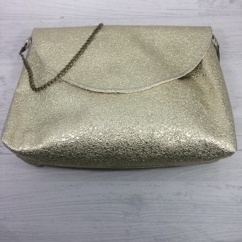 Pochette dorée