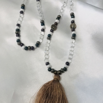 Collier sautoir pompon en soie beige