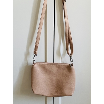 Sac et pochette assortie