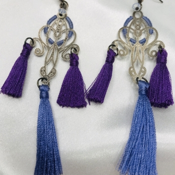 Boucles d'oreilles pompons mauves
