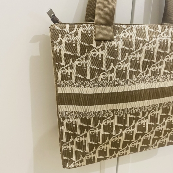 Sac cabas beige et blanc