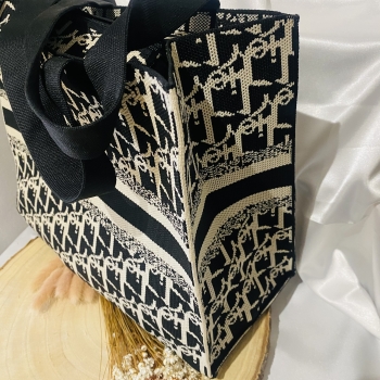 Sac cabas noir et blanc