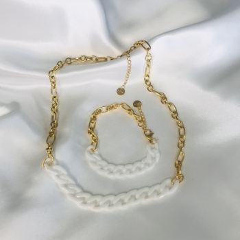 Bracelet doré et blanc