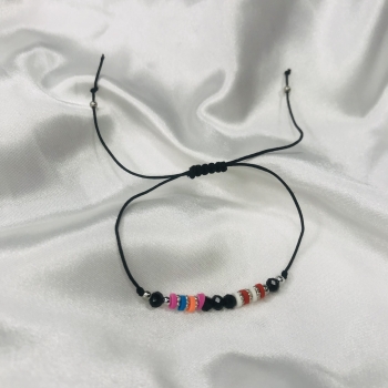 Bracelet noir et perles souples