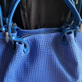 Sac en cuir tressé bleu