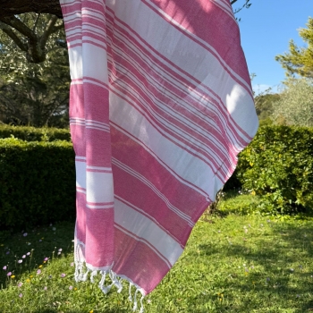 Foutas rose et blanche